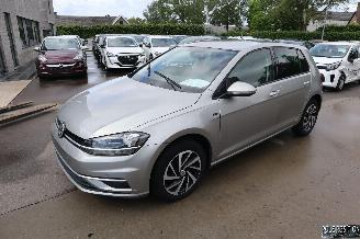 škoda motocykly Volkswagen Golf 1.0 BENZ 2019/1