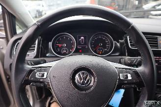 Volkswagen Golf 1.0 BENZ picture 11