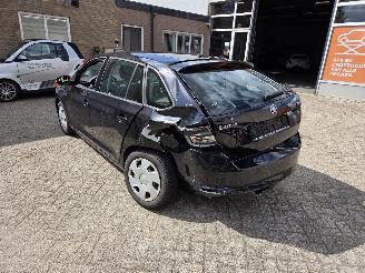 Skoda Rapid 1000 TSI DSG AUTOMAAT  FRISSE MOTOR EN DSG  VOORKOP HEEL picture 3