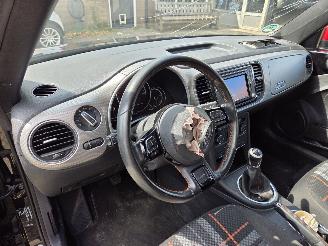 Volkswagen Beetle 1.2 TSI CLUB 1e EIGENAAR  LICHTE PLAATSCHADE WEL AIRBAGS ER UIT ZEER WEINIG KILOMETERS 62684KM picture 10