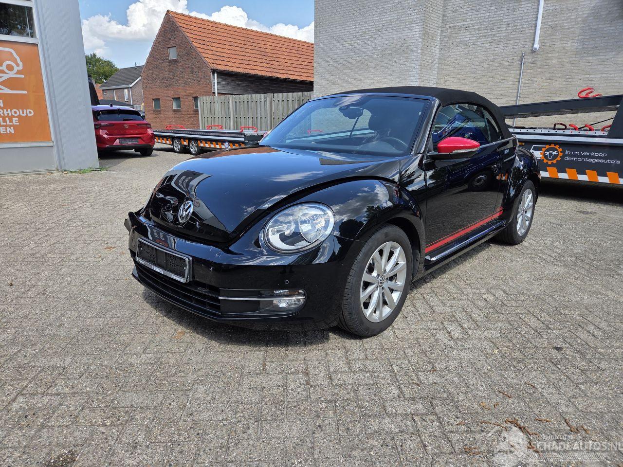 Volkswagen Beetle 1.2 TSI CLUB 1e EIGENAAR LICHTE PLAATSCHADE WEL AIRBAGS ER UIT ZEER WEINIG KILOMETERS 62684KM