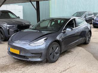 Schadeauto Tesla Model 3 Longe Range AWD 75KWH NAP 2019/12