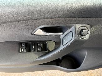 Volkswagen Polo 1.4 benzine automaat airco cruise nap picture 11