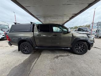 Toyota Hilux 2.8 D-4D Double Cabine Invincible 90dkm NAP picture 4