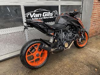 KTM 1290 Super Duke R Carbon Austin uitlaat picture 2