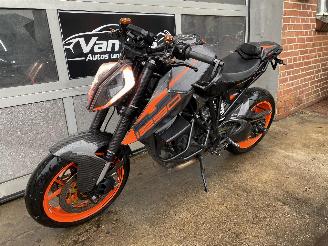 KTM 1290 Super Duke R Carbon Austin uitlaat picture 13