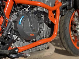 KTM Alle 890R duke Akrapovic picture 8