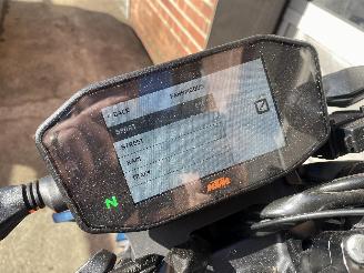 KTM Alle 890R duke Akrapovic picture 15