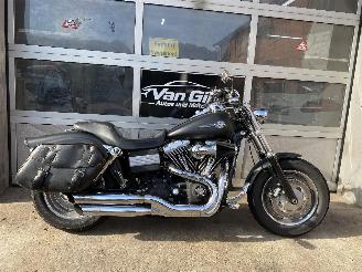 škoda motocykly Harley-Davidson Dyna Fat bob 5HD 2010/4