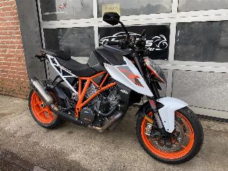 KTM 1290 Super Duke R 1290R Akrapovic nieuwstaat! picture 2