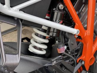 KTM 1290 Super Duke R 1290R Akrapovic nieuwstaat! picture 8