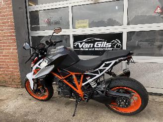 KTM 1290 Super Duke R 1290R Akrapovic nieuwstaat! picture 15