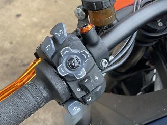 KTM 1290 Super Duke R  picture 10
