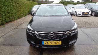 Opel Astra 1.4i  turbo  navi   110kw picture 2
