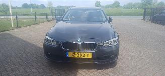 BMW 3-serie 320i  automaat   clima   184pk leer picture 3