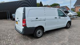 Mercedes Vito 110 cdi  102pk  airco  navi  lang picture 5