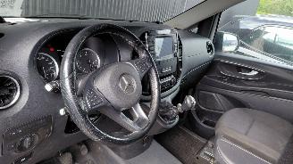 Mercedes Vito 110 cdi  102pk  airco  navi  lang picture 7