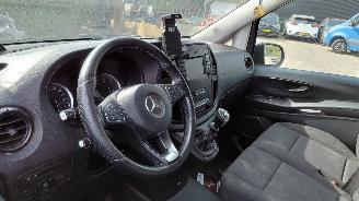 Mercedes Vito 110 cdi  102pk   lang  navi picture 3