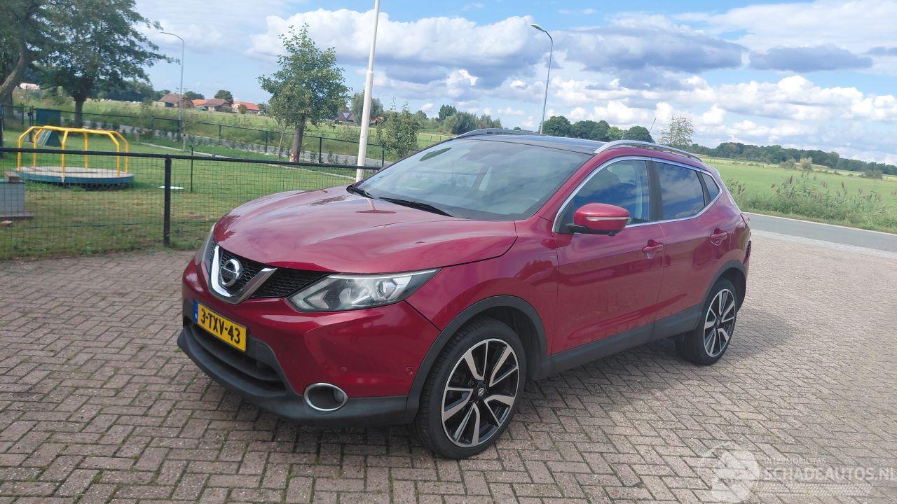 Nissan Qashqai 1.2i tekna pano   leerclima