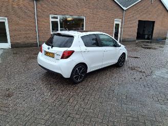 Toyota Yaris 1.5 hybrid navi pano picture 2