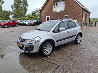 Schadeauto Suzuki SX4 1.6i  120pk clima  4x4  awd 2011/10