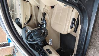 BMW 3-serie 320i  184 pk clima leer picture 12