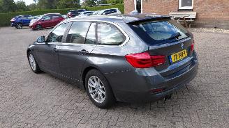 BMW 3-serie 320i  184 pk clima leer picture 5