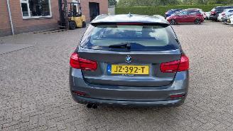 BMW 3-serie 320i  184 pk clima leer picture 6