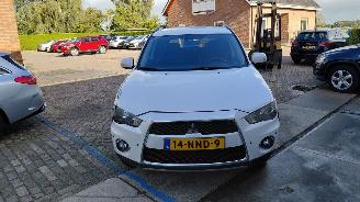 Mitsubishi Outlander 2.0 i 147pk automaat picture 3