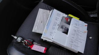 Mitsubishi Outlander 2.0 i 147pk automaat picture 12