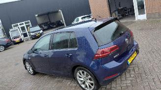 Volkswagen Golf 1.5 tsi   131pk leer automaat  pano picture 10