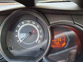 Citroën C3 1.2i automaat   1e eigenaar  clima picture 11