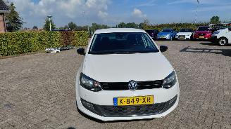 Volkswagen Polo 1.2i  69pk    airco 5drs picture 4