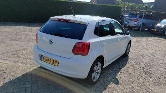Volkswagen Polo 1.2i  69pk    airco 5drs picture 3