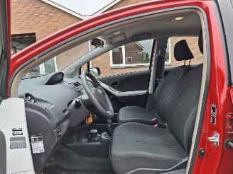Toyota Yaris 1.0 vtti  69pk  airco picture 7