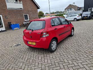 Toyota Yaris 1.0 vtti  69pk  airco picture 2