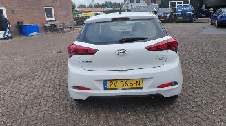 Hyundai I-20 1.0 tgdi  74kw     airco picture 5