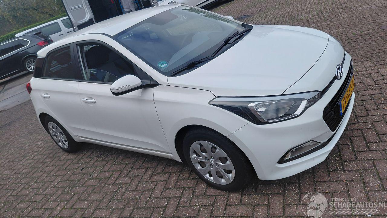 Hyundai I-20 1.0 tgdi  74kw     airco