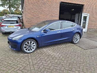 Unfallwagen Tesla Model 3 rdw   60kwh   navi 2019/12