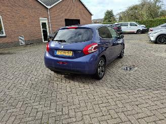 Peugeot 208 1.6 vti  88kw   clima picture 4