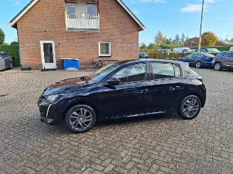 Coche accidentado Peugeot 208 1.2i   75pk   clima 5drs navi 2022/4