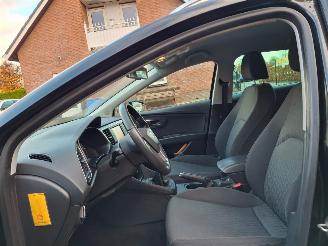 Seat Leon 1.6 tdi   navi clima picture 4