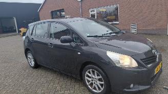 Unfallwagen Toyota Verso 1.8 vvti  147pk   navi clima 2011/2