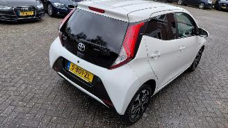 Toyota Aygo 1.0 vtti  x play automaat picture 8