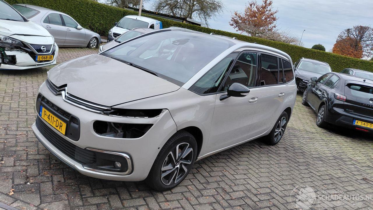 Citroën Grand C4 SpaceTourer 1.2i  shine   96kw   navi 7 persoons  navi