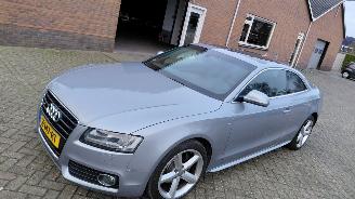 krockskadad bil auto Audi A5 3.2  i coupe   quatro  265pk   s line 2009/4