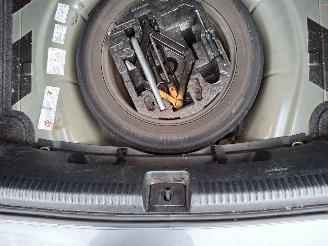 Volkswagen Jetta 1.2 tsi  77kw   navi  airco picture 4