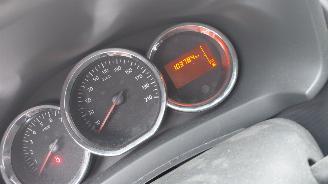 Dacia Sandero 0.9 tce  66kw airco navi picture 10
