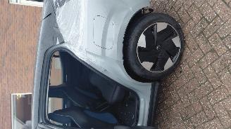 Volvo EX30 69kwh   272pk navi clima picture 10