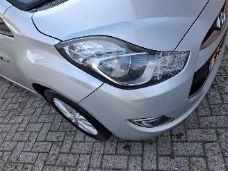 Hyundai Ix20 1.4i  90pk  clima 5drs picture 10